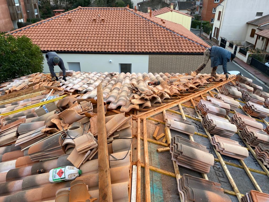 reparation de toiture tuile toulouse Haute Garonne 31 Occitanie